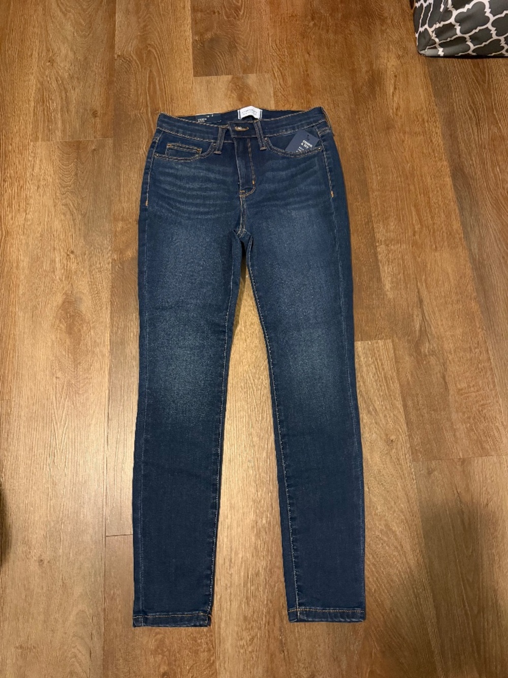 Women’s Crown and Ivy Skinny Jeans